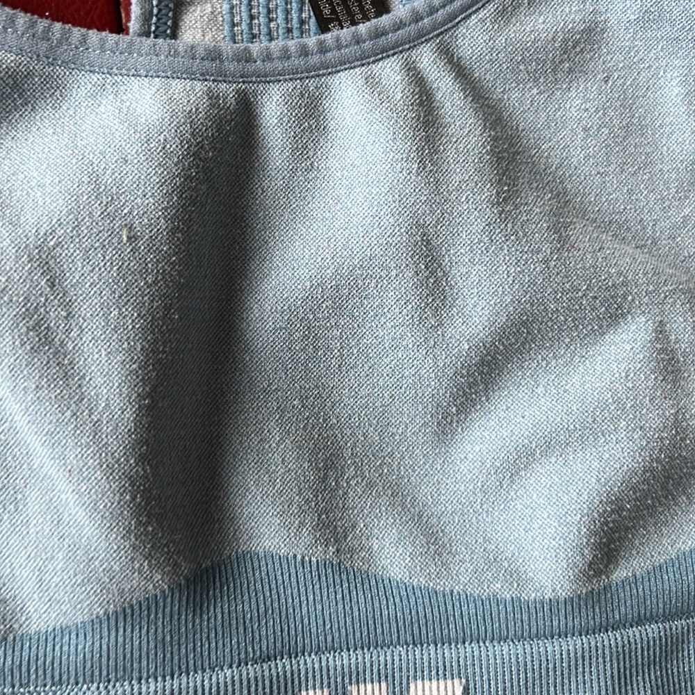 PINK Sports Bra - Picture 2 of 5